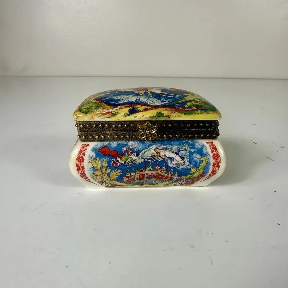 Lucy Maxym Fairy Tale Fantasies Ruslan & Ludmilla Porcelain Trinket Box #66